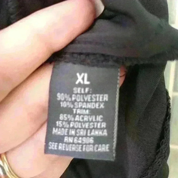 dressbarn collection Faux Fur Neckline Off Shoulder Black Velvet Long Sleeve Top - Picture 6 of 16